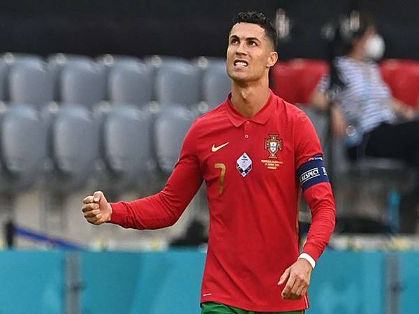 Chuyển nhượng bóng đá 21/12: Đại gia dầu mỏ tự tin ký Ronaldo