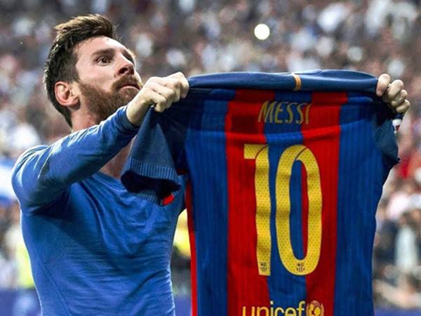 Messi mặc áo số mấy?