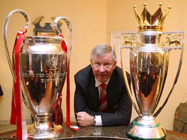 Sir Alex có bao nhiêu danh hiệu trong sự nghiệp cầm quân?