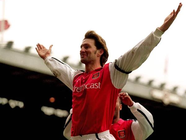 Đội trưởng Arsenal để lại dấu ấn ấn tượng
