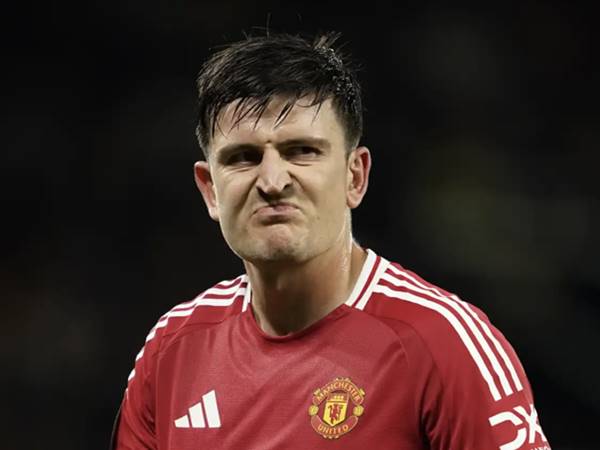 Chuyển nhượng MU: Maguire từ chối Saudi Arabia vì Old Trafford