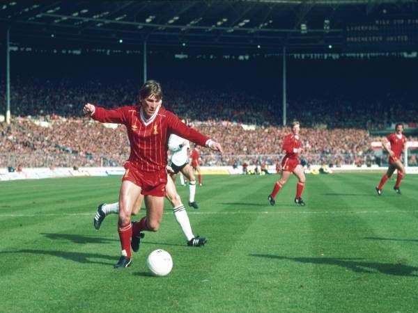 Danh sách cầu thủ Liverpool hiện tại và huyền thoại CLB