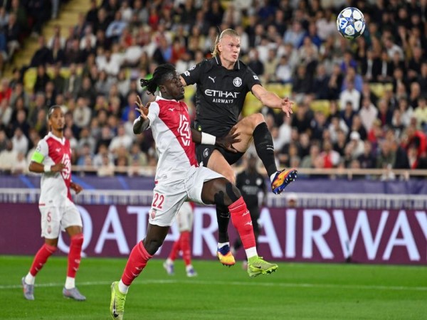 Tin BĐ: Erling Haaland giận dữ với kết quả tại Monaco