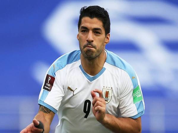 Phong cách chơi bóng nổi bật của cau thu Suarez