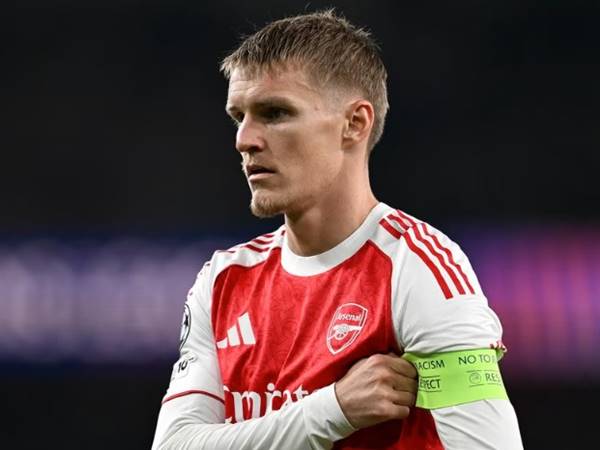 Tin Arsenal: Tương lai Martin Odegaard bị lung lay
