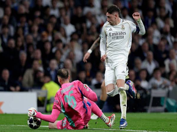 Man City bế tắc trong hiệp hai